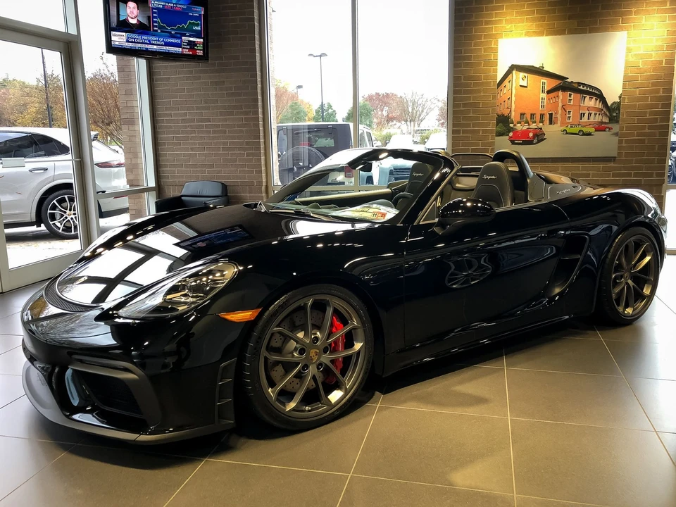 2020 Porsche 718 Boxster Spyder - Image 2 of 8