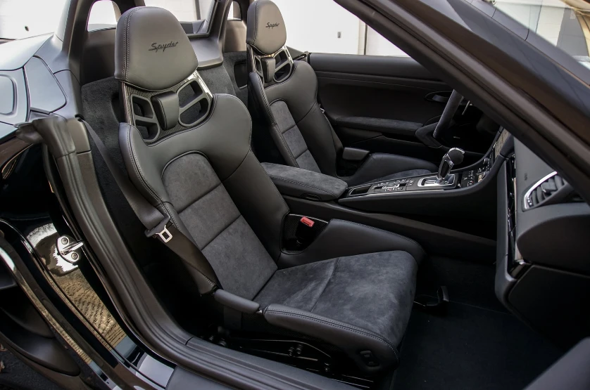 2020 Porsche 718 Boxster Spyder - Image 22 of 23