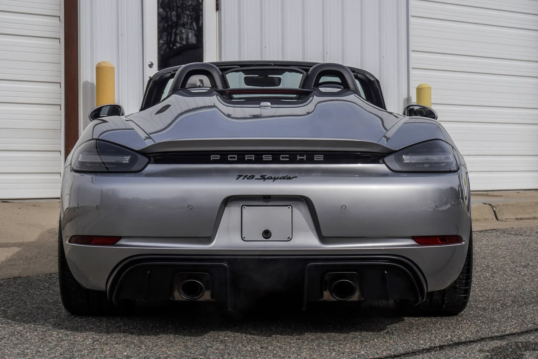 2021 Porsche 718 Boxster Spyder - Image 4 of 20