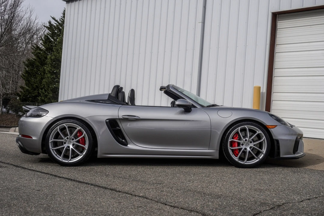 2021 Porsche 718 Boxster Spyder - Image 6 of 20