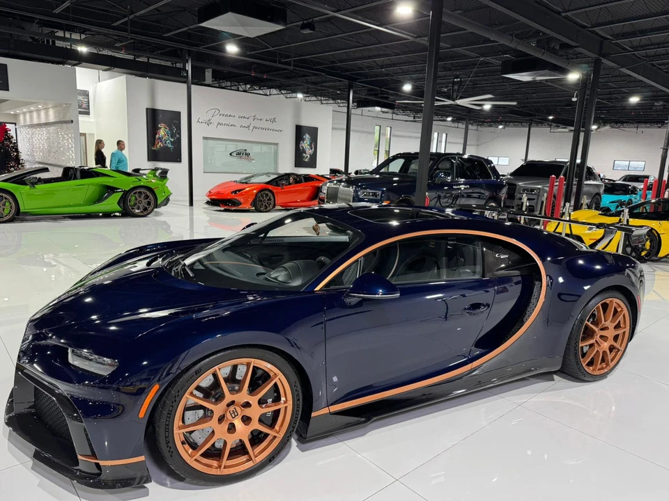 2021 Bugatti Chiron Pur Sport - Image 2 of 12