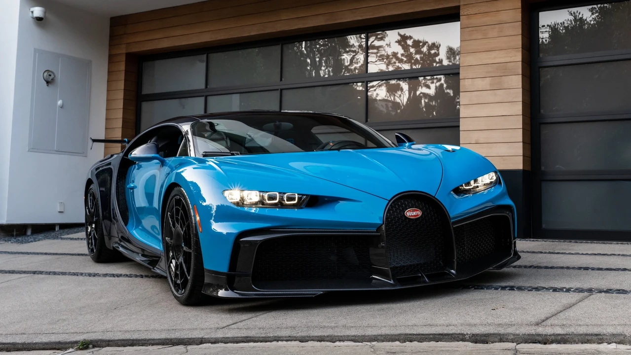 2021 Bugatti Chiron Pur Sport - Image 10 of 31