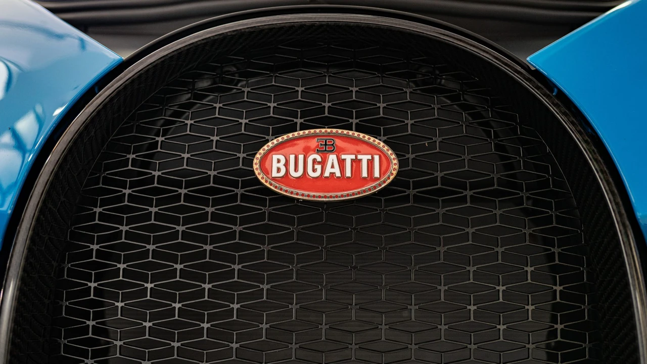 2021 Bugatti Chiron Pur Sport - Image 24 of 31