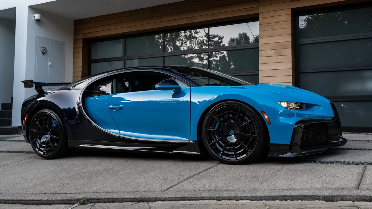 2021 Bugatti Chiron Pur Sport - Image 8 of 31