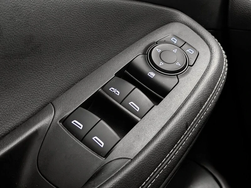 2021 Buick Encore GX - Image 16 of 17