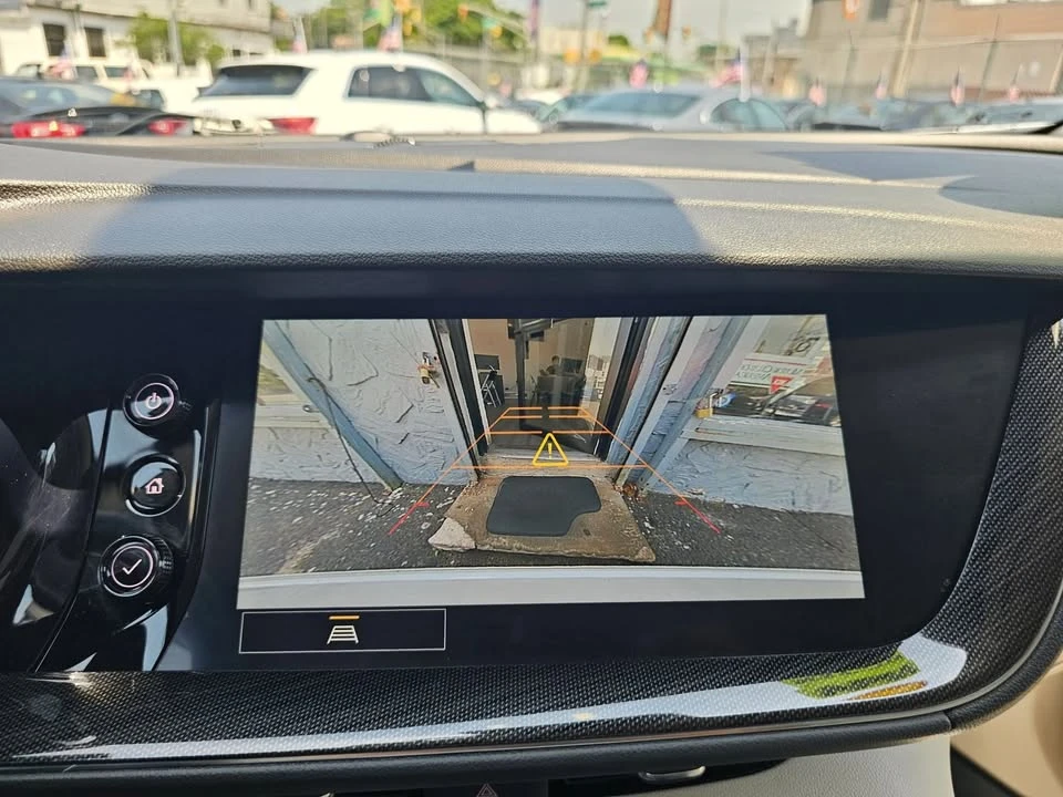 2021 Buick Envision - Image 10 of 15