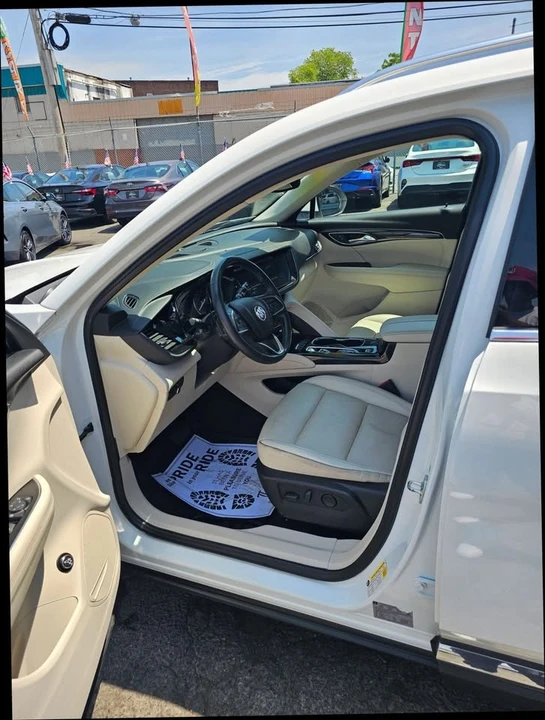 2021 Buick Envision - Image 4 of 15