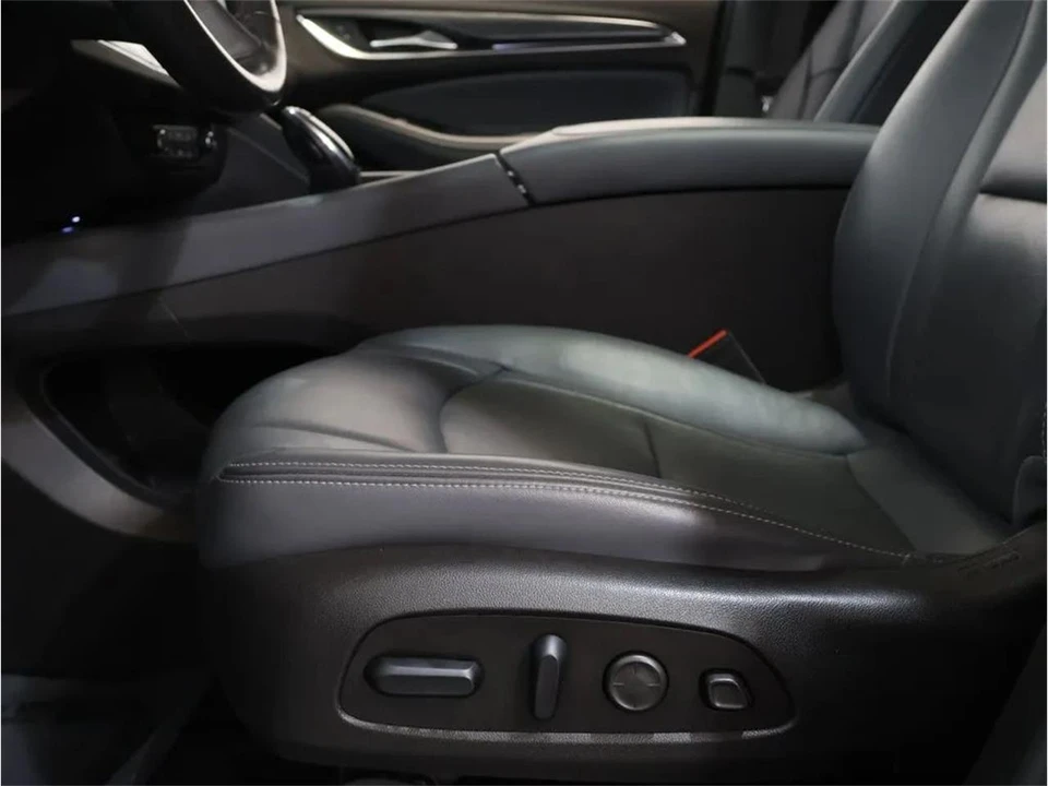 2021 Buick Enclave - Image 15 of 31