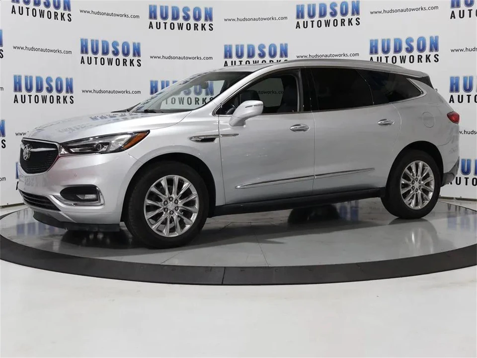 2021 Buick Enclave - Image 2 of 31