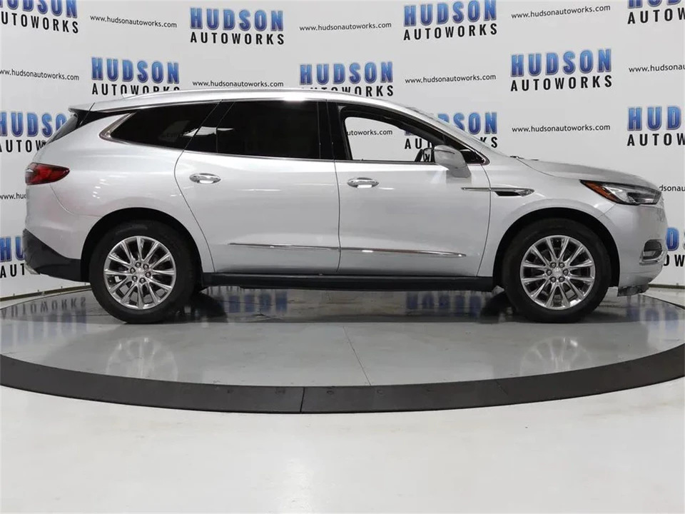 2021 Buick Enclave - Image 7 of 31