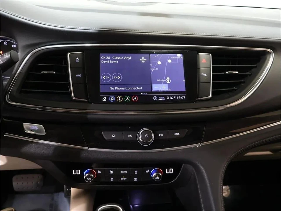 2021 Buick Enclave - Image 18 of 31