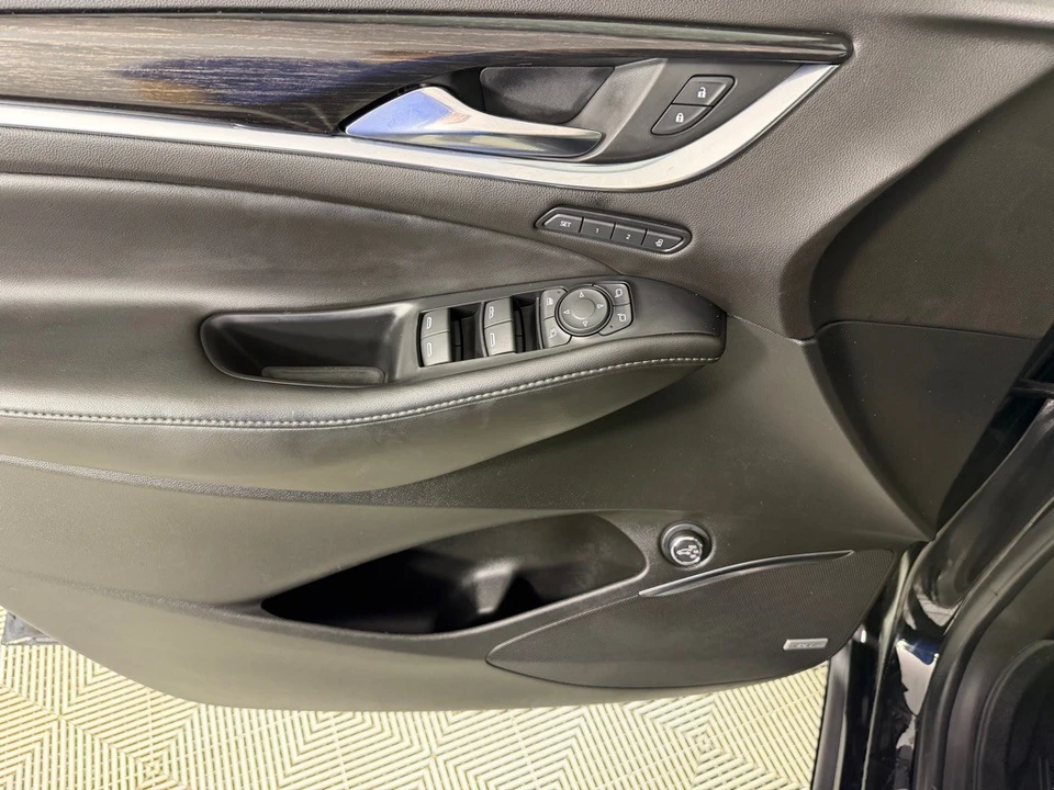 2021 Buick Enclave - Image 11 of 12