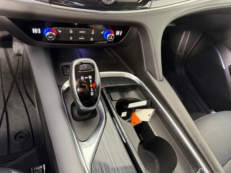 2021 Buick Enclave - Image 17 of 21