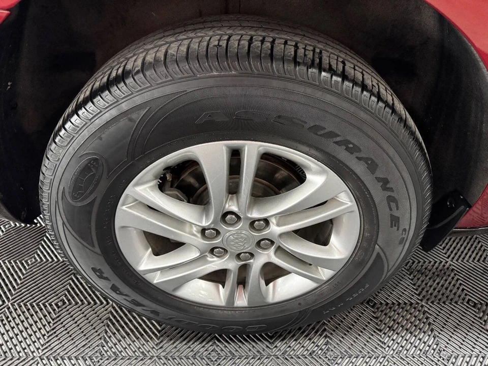 2021 Buick Enclave - Image 17 of 21
