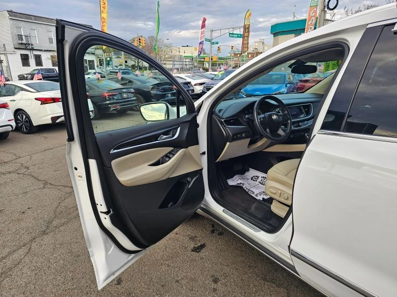 2021 Buick Enclave - Image 9 of 12