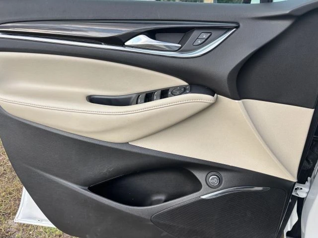 2021 Buick Enclave - Image 19 of 21