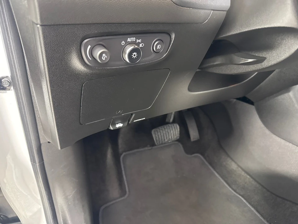 2021 Buick Encore GX - Image 15 of 21