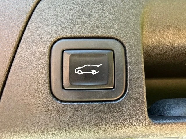 2021 Buick Envision - Image 16 of 21