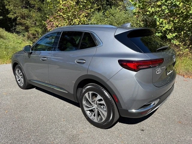 2021 Buick Envision - Image 8 of 12