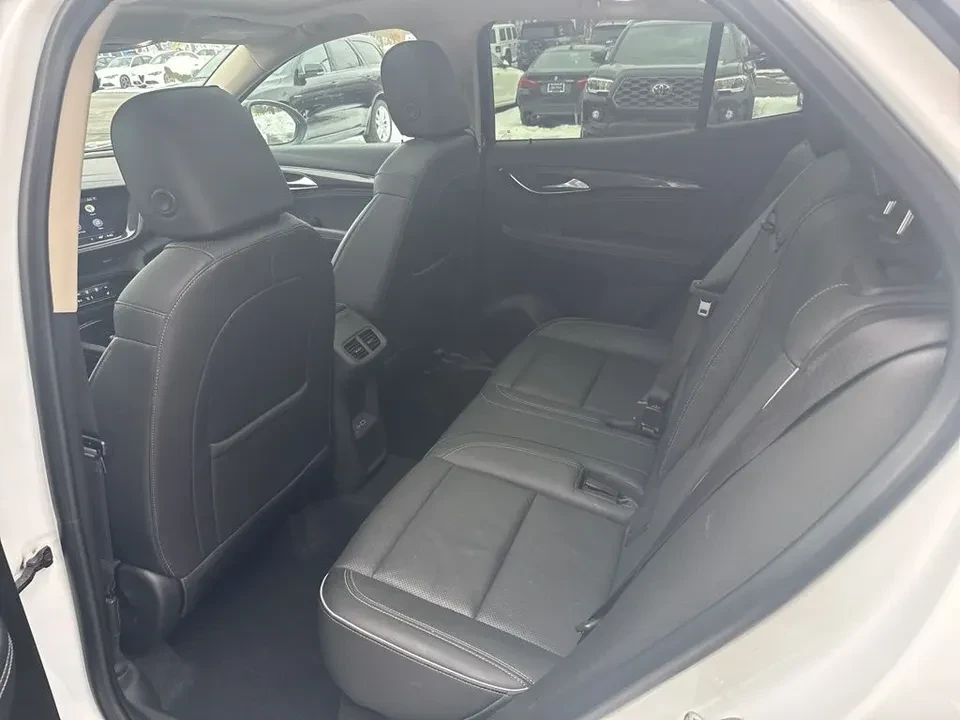 2021 Buick Envision - Image 15 of 19