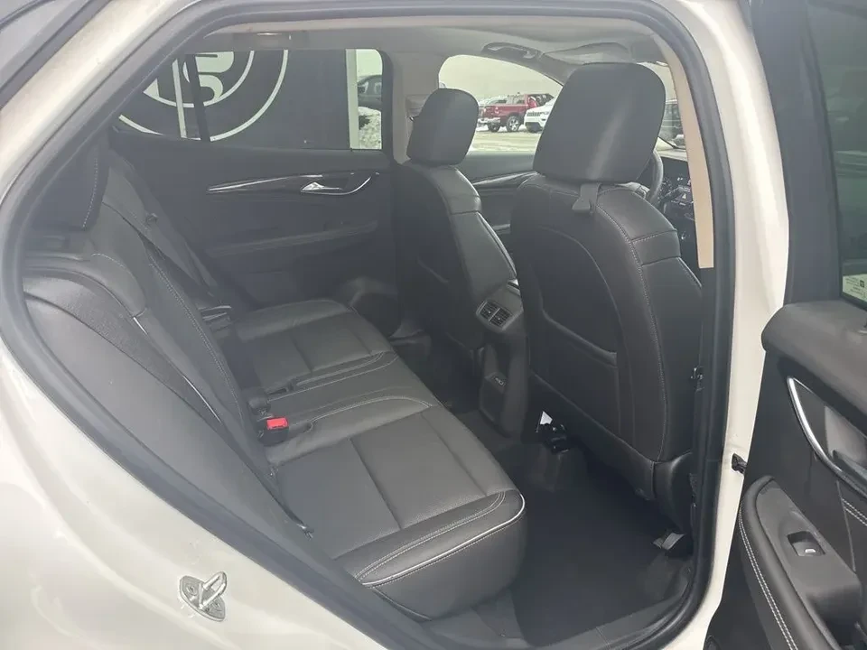 2021 Buick Envision - Image 17 of 19