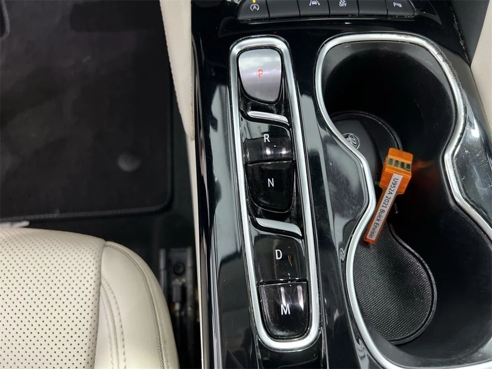 2021 Buick Envision - Image 14 of 21