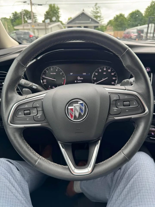 2021 Buick Envision - Image 6 of 11