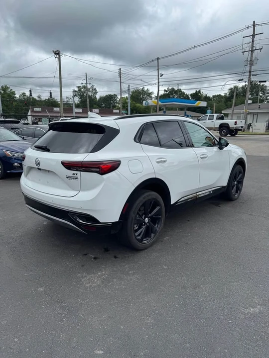 2021 Buick Envision - Image 4 of 11