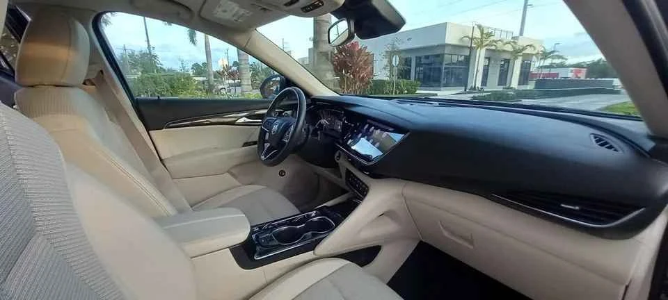 2021 Buick Envision - Image 8 of 13