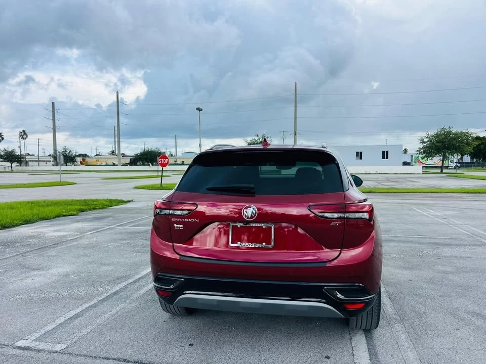 2021 Buick Envision - Image 5 of 10