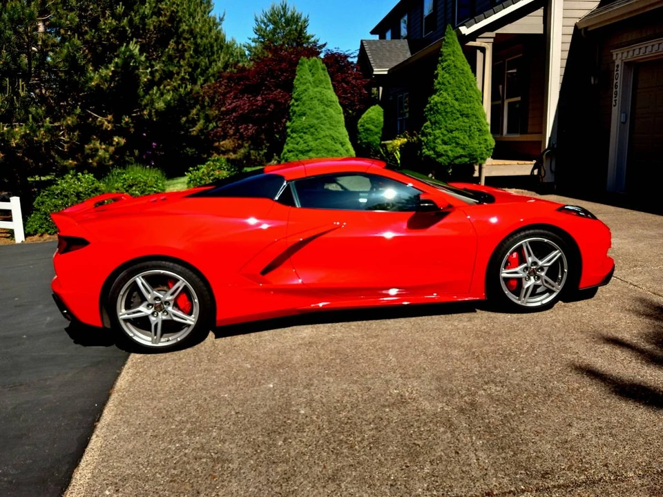 2021 Chevrolet Corvette C8 - Image 6 of 11