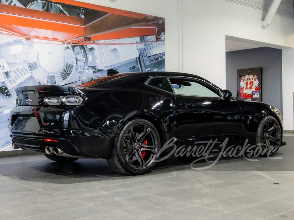 2021 Chevrolet Camaro SS 6th Gen - Image 2 of 12