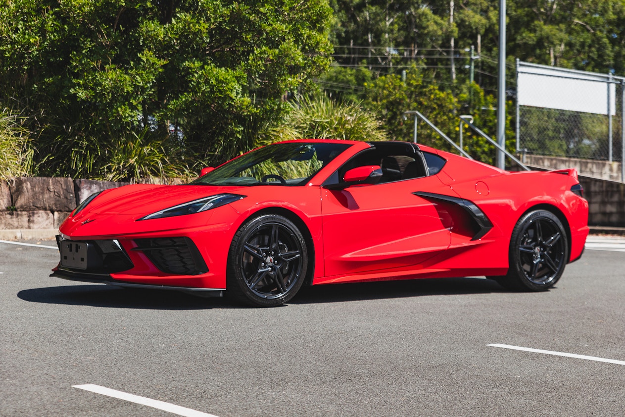 2021 CHEVROLET CORVETTE (C8) 2LT STINGRAY - Z51 PACKAGE - 4,668 KM
