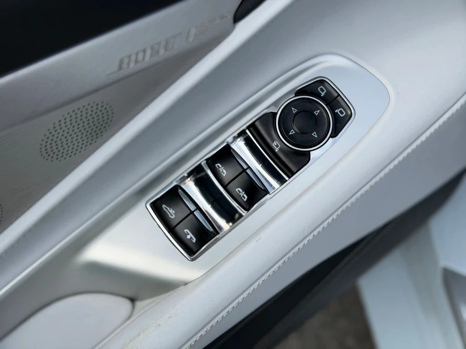 2021 Chevrolet Corvette C8 - Image 18 of 30