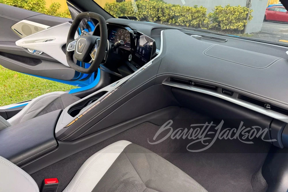 2021 Chevrolet Corvette C8 - Image 15 of 31