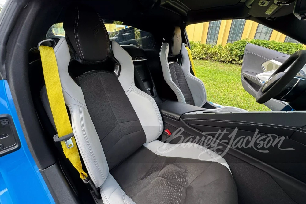 2021 Chevrolet Corvette C8 - Image 17 of 31
