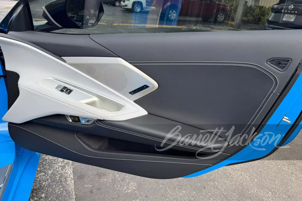 2021 Chevrolet Corvette C8 - Image 23 of 31