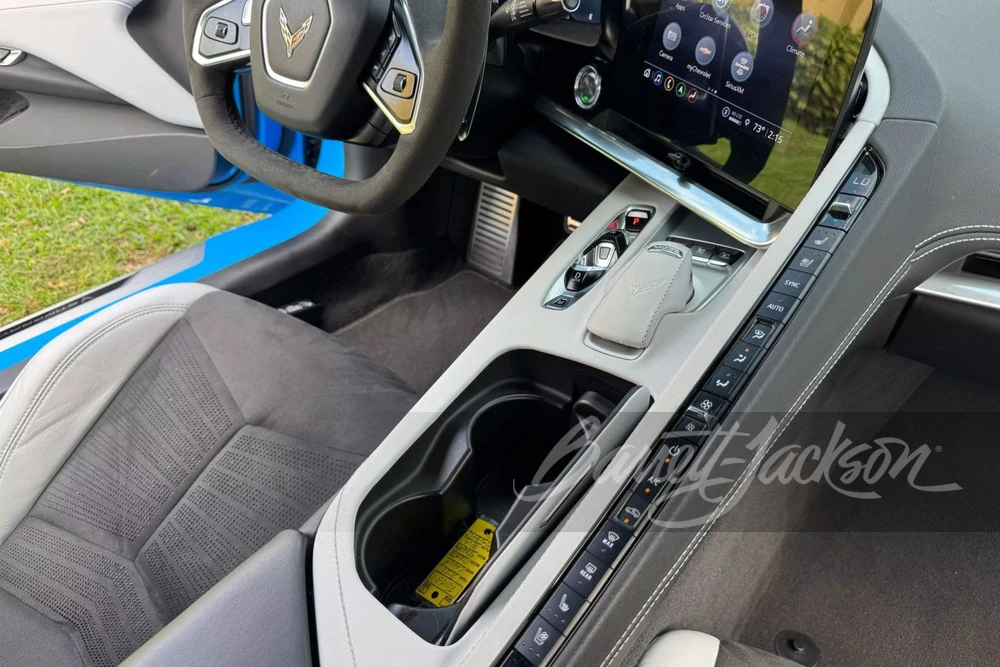 2021 Chevrolet Corvette C8 - Image 11 of 31