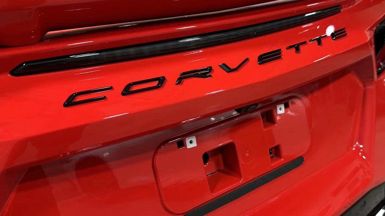 2021 Chevrolet Corvette C8 - Image 9 of 21