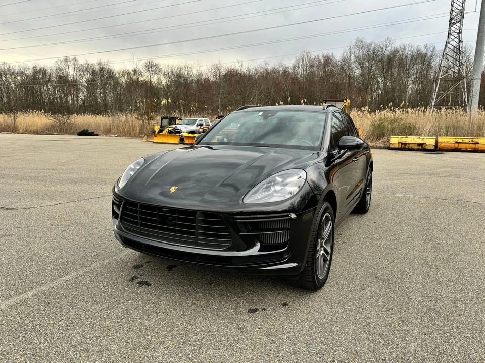 2021 Porsche Macan Turbo - Image 10 of 31