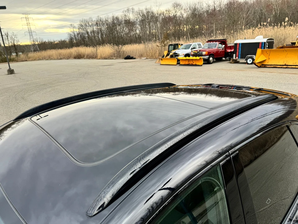 2021 Porsche Macan Turbo - Image 27 of 31