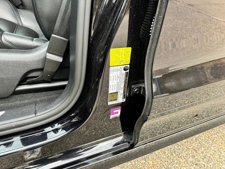 2021 Porsche Macan Turbo - Image 28 of 31
