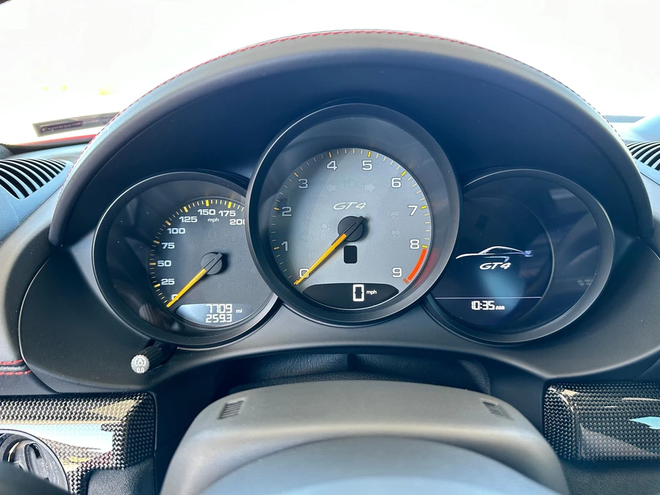 2021 Porsche 718 Cayman GT4 - Image 22 of 28