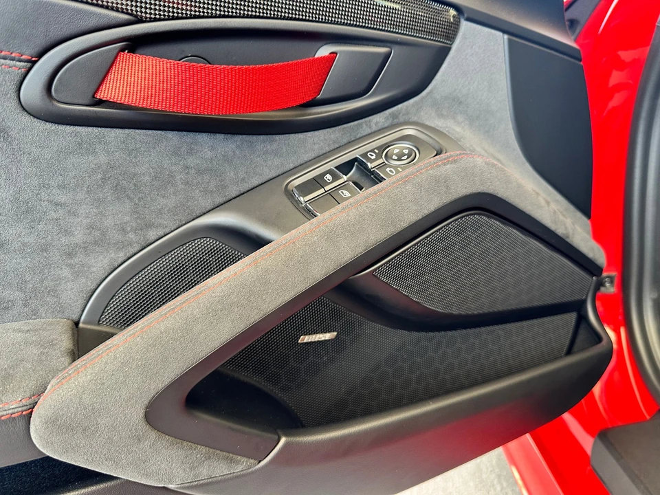 2021 Porsche 718 Cayman GT4 - Image 21 of 28