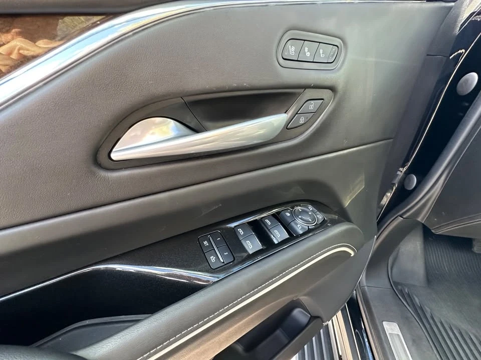 2021 Cadillac Escalade 5th Gen - Image 19 of 20