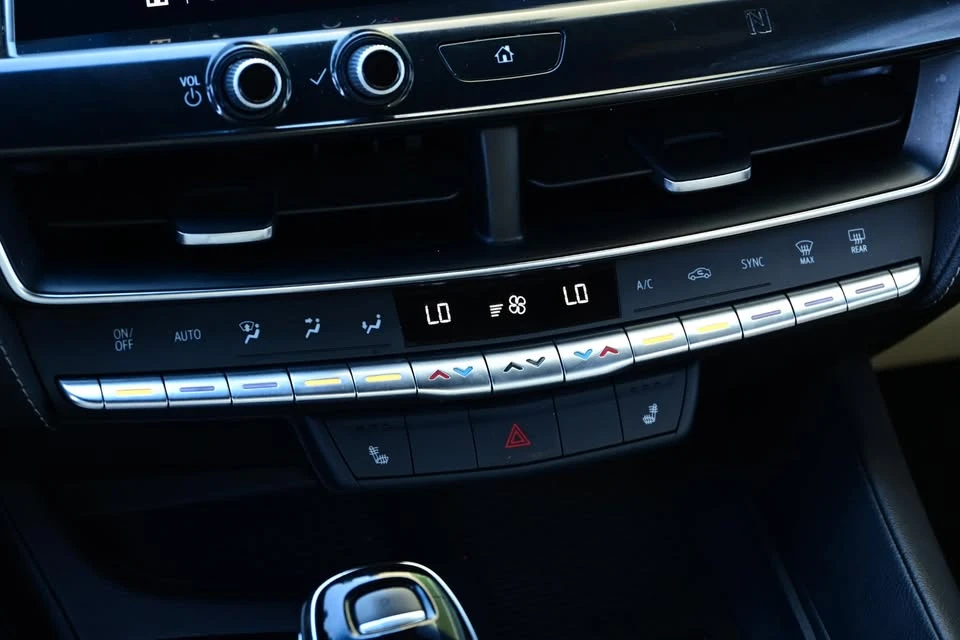 2021 Cadillac CT5 - Image 14 of 19