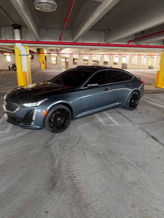 2021 Cadillac - Image 4 of 21