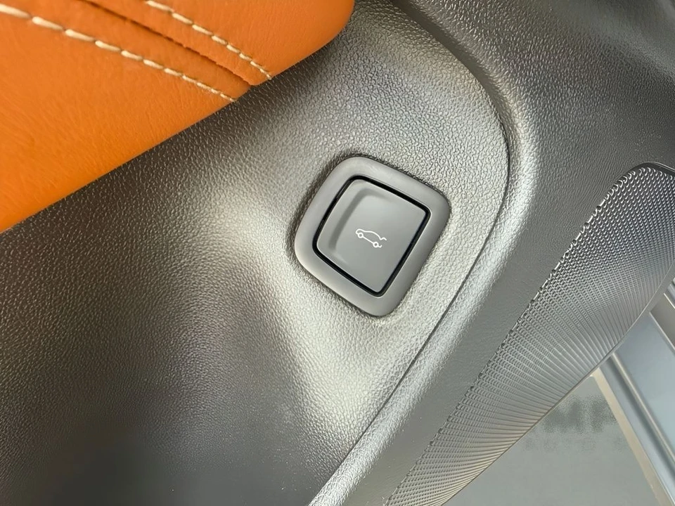 2021 Cadillac CT4 - Image 27 of 31