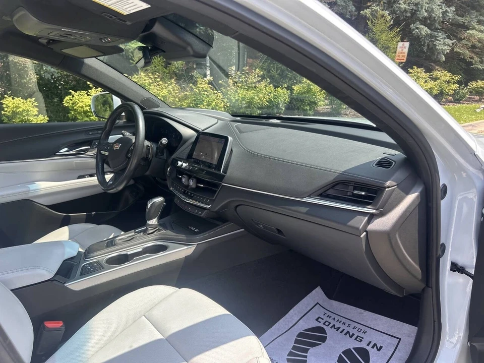 2021 Cadillac CT4 - Image 17 of 21