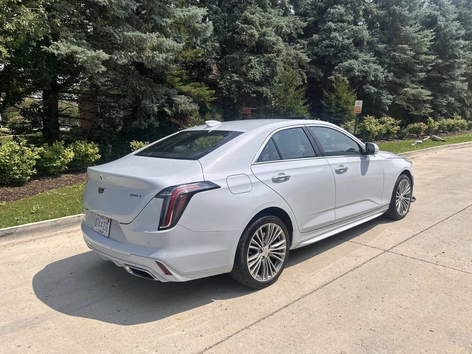 2021 Cadillac CT4 - Image 10 of 12